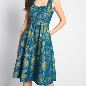 Retrolicious Automatic Classic dress XL